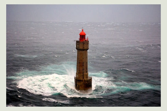 Phare De La Jument Ile D Ouessant